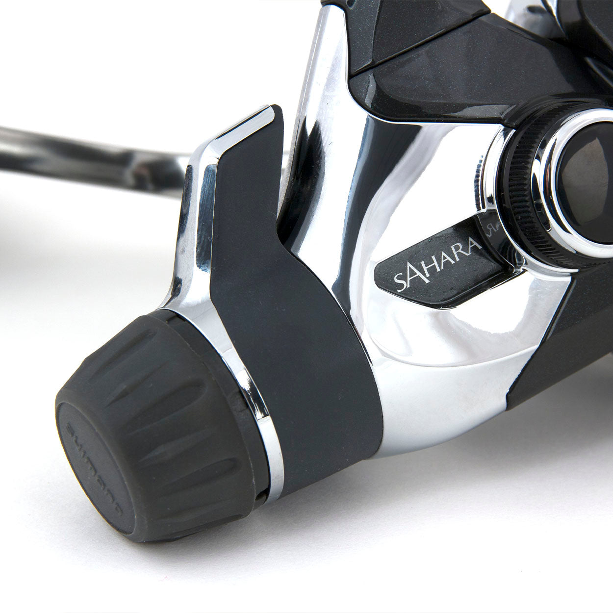 Shimano Sahara Rear Drag Spinning Reel